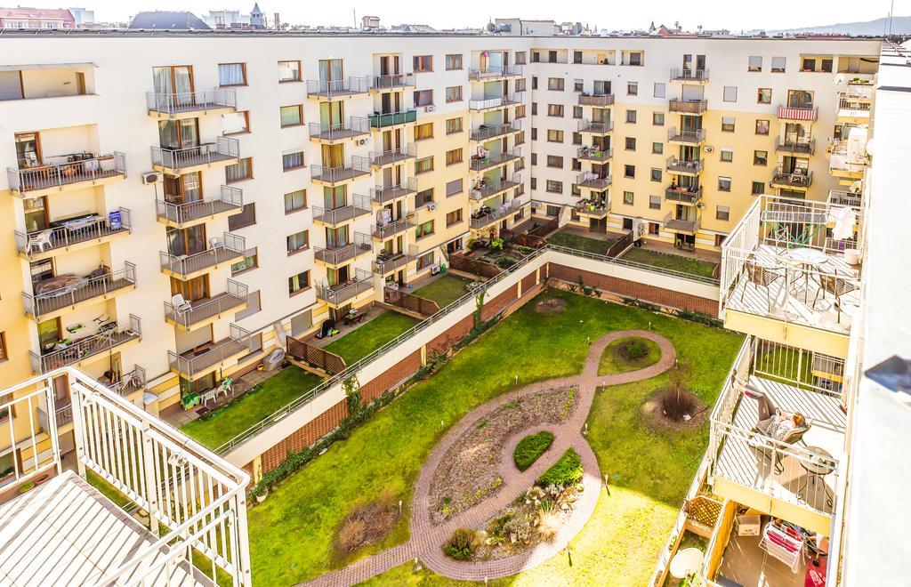 Dnd, Kun Apartments, Keleti Railway Station Budapeste Exterior foto